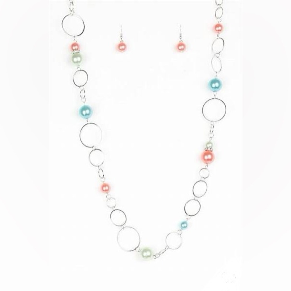*Silver and multi colored beads necklace.